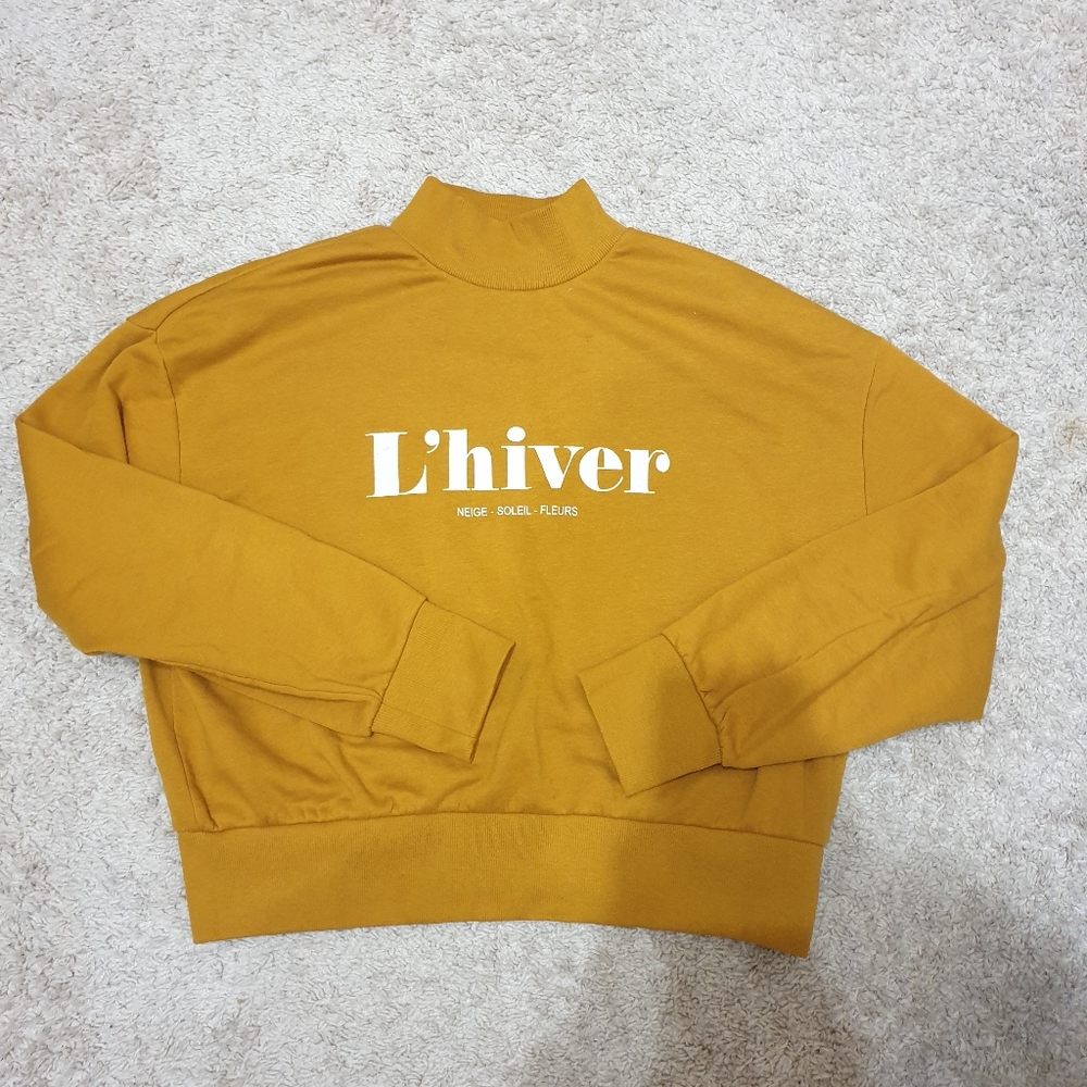 h and m orange turtleneck sweatshirt